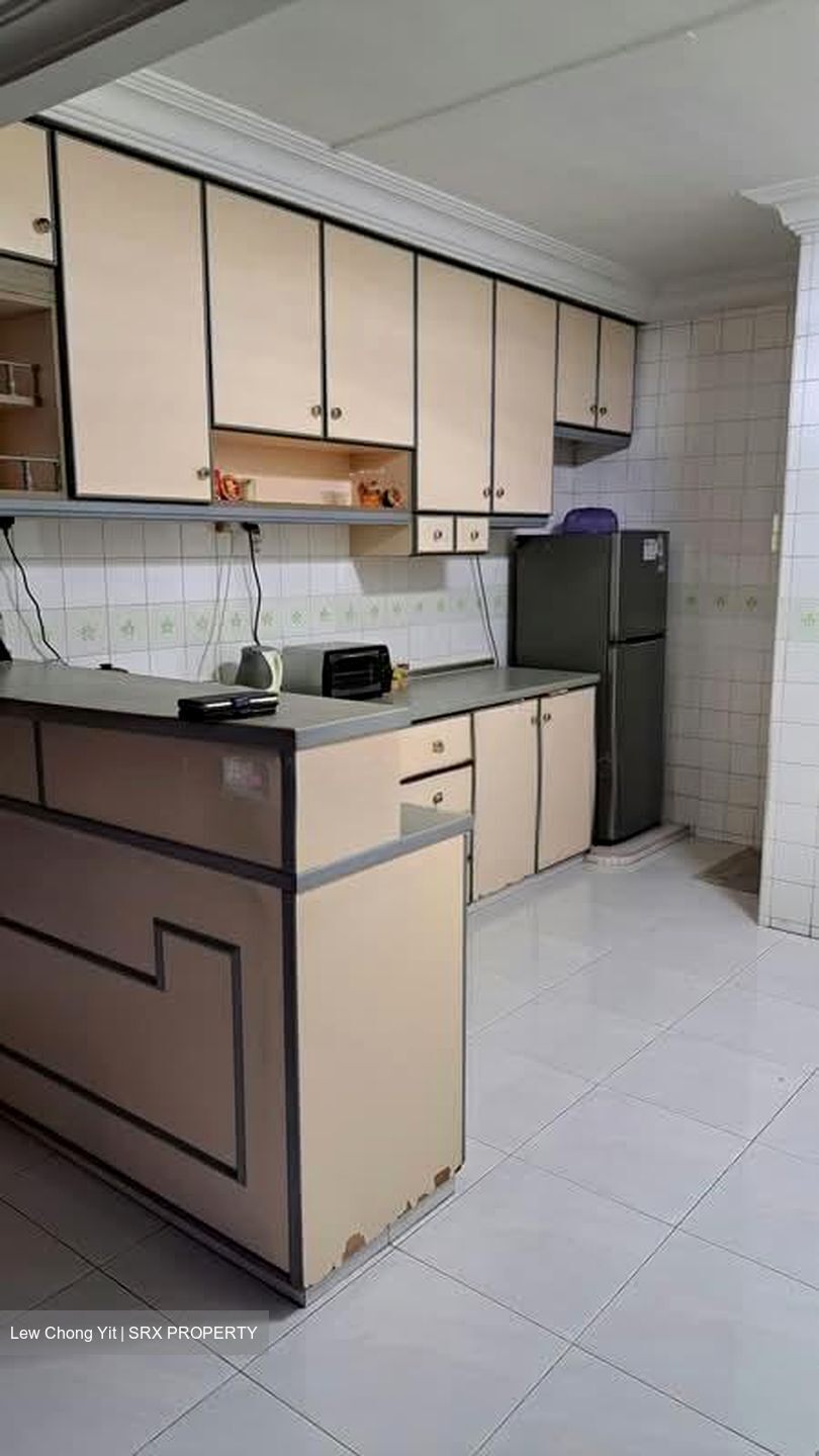 Blk 323 Tampines Street 33 (Tampines), HDB 4 Rooms #588729311